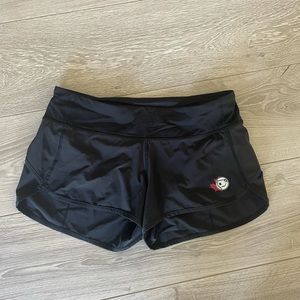 Lululemon Black Speed Up Shorts size 6